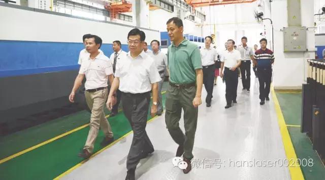 深圳市宝安区委书记黄敏莅临ca888亚洲城激光考察调研